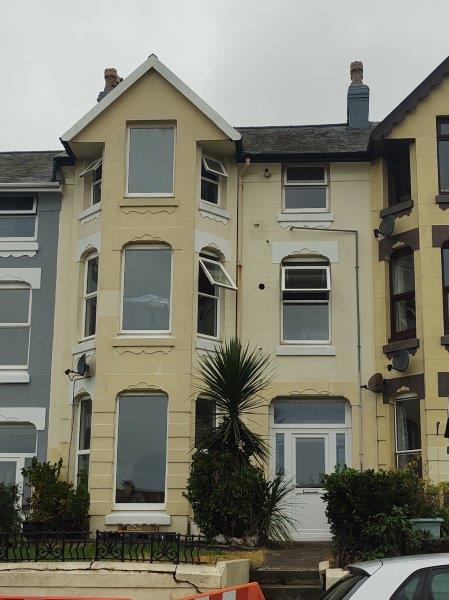 Flat 2-37 Royal Avenue West Onchan  Isle of Man
